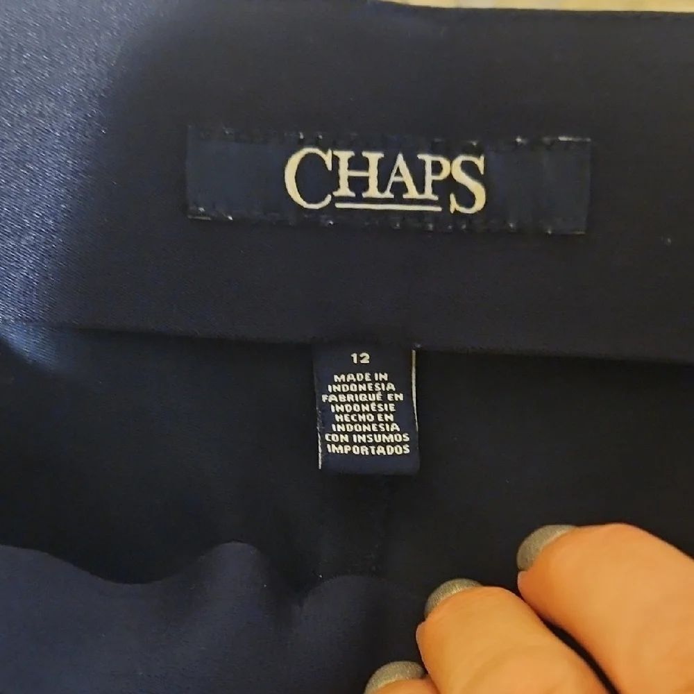 Chaps Navy Capris - Picture 2 of 5